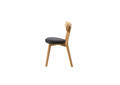 PERO 1 JUODA klasikinio dizaino ąžuolo masyvo kėdė virtuvei, valgomajam, svetainei