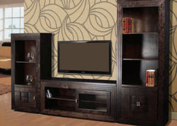 RITZ svetainės baldų komplektas: TV staliukas, vitrina, indauja 