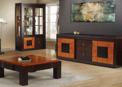 Svetainės baldai | RITZ svetainės baldų komplektas: komoda, vitrina, kavos staliukas