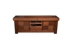 Svetainės baldai | DORIS ART101 medinė komoda, TV staliukas, spintelė svetainės, valgomojo kambariui, biurui 