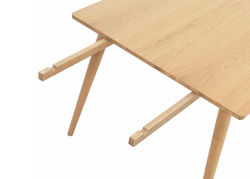 BA1 - natūralus ąžuolas skandinaviško stiliaus pietų stalas, ištraukiamas virtuvės, valgomojo, svetainės stalas