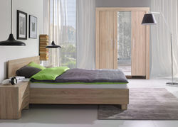Miegamojo baldai | JULIUS31 miegamojo kambario baldų komplektas: spinta, naktinė spintelė, dvigulė miegamojo lova