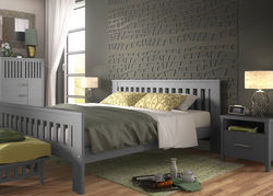 LINA miegamojo kambario baldų kolekcija: komoda, spinta, lova, spintelė