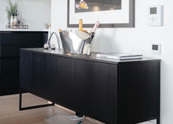 Svetainės baldai | HARRISON 3D 165, GRAFŲ BALDAI komoda su 3 durelėmis svetainei, valgomajam, biurui