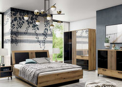 ARONAS18 miegamojo baldų komplektas: dvigulė lova, spinta su veidrodžiu, komoda, naktinė spintelė prie lovos