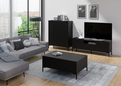 LINDA6 JUODA svetainės baldų komplektas: spintelė, TV staliukas, kavos, žurnalinis staliukas, modernus industrinis dizainas