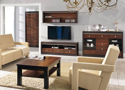 FRĖJA svetainės baldų kolekcija: komoda, spinta, vitrina, lentyna, kavos staliukas