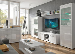 FĖJA14 svetainės baldų komplektas: komoda, vitrina, indauja, TV staliukas, pakabinama lentyna