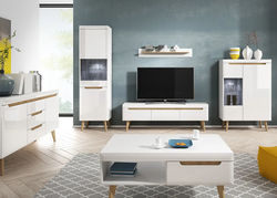 NICO13 BALTA modernių svetainės baldų komplektas: komoda, vitrina, indauja, TV spintelė, kavos staliukas, pakabinama lentyna