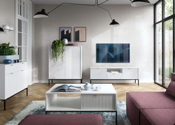NEILAS9 BALTA/JUODA svetainės baldų komplektas: komoda, spintelė, TV staliukas, kavos staliukas